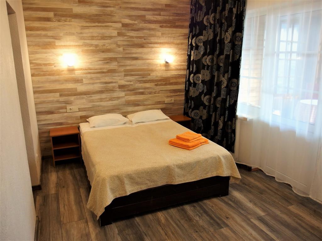 Urusel Guesthouse Tallinn Eksteriør billede