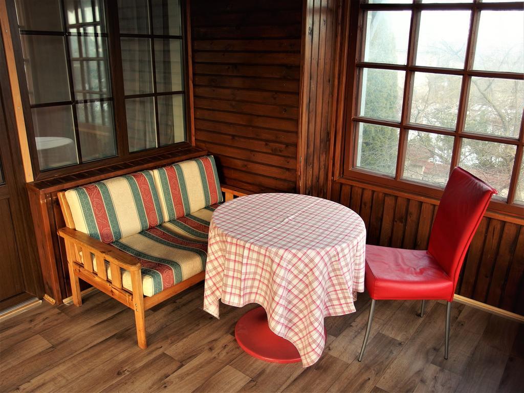 Urusel Guesthouse Tallinn Eksteriør billede